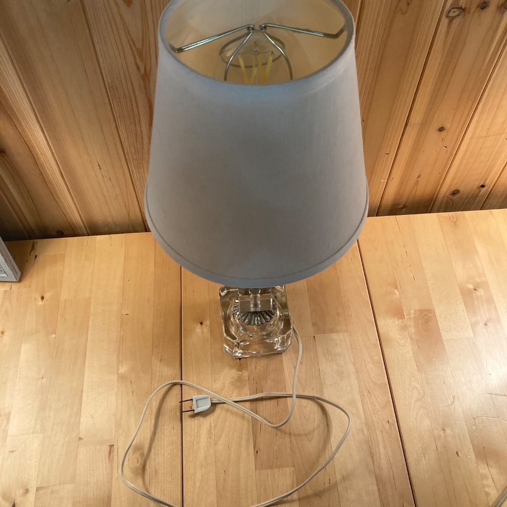 Small Medium Vintage Glass Table Lamp - Picture 6 of 6